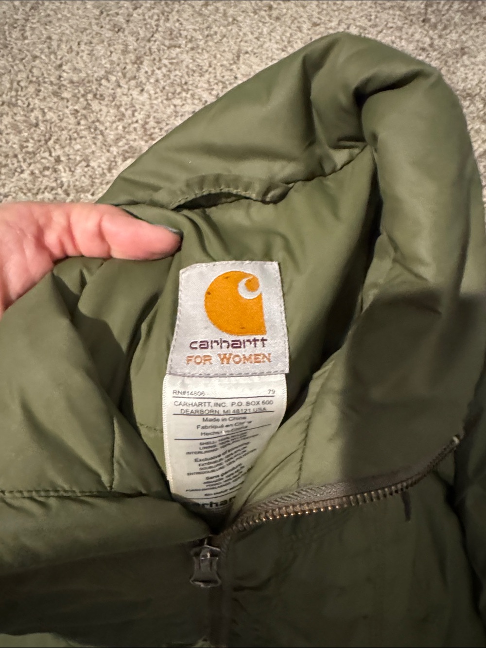 Women’s Carhartt light puffer jacket - Picture 3 of 6